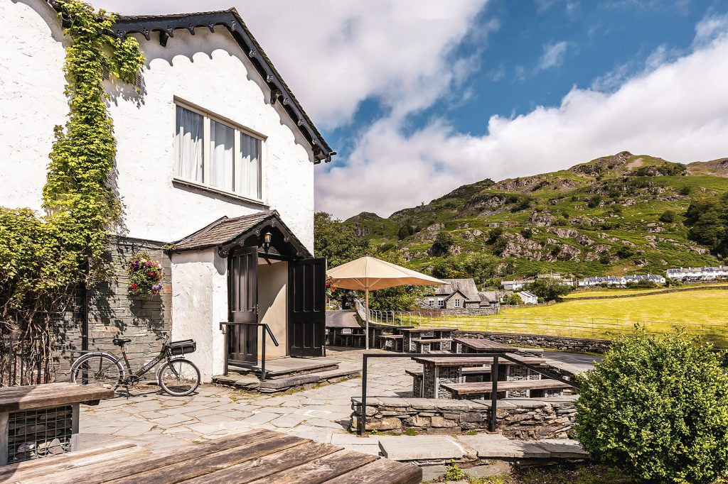 Wainwrights' Inn - Traditional Lakeland Pub